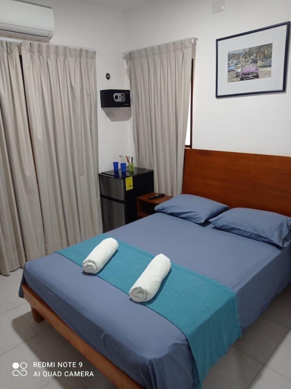 Casa De Huespedes Taino Bed & Breakfast Cancun Exterior photo